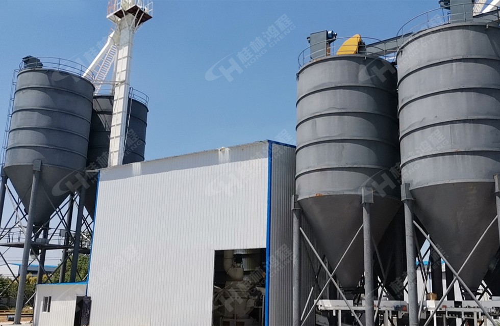 安徽黑滑石磨粉機HCQ1500-3